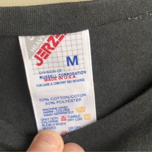 Vintage Jerzees T-Shirt - Picture 2 of 4